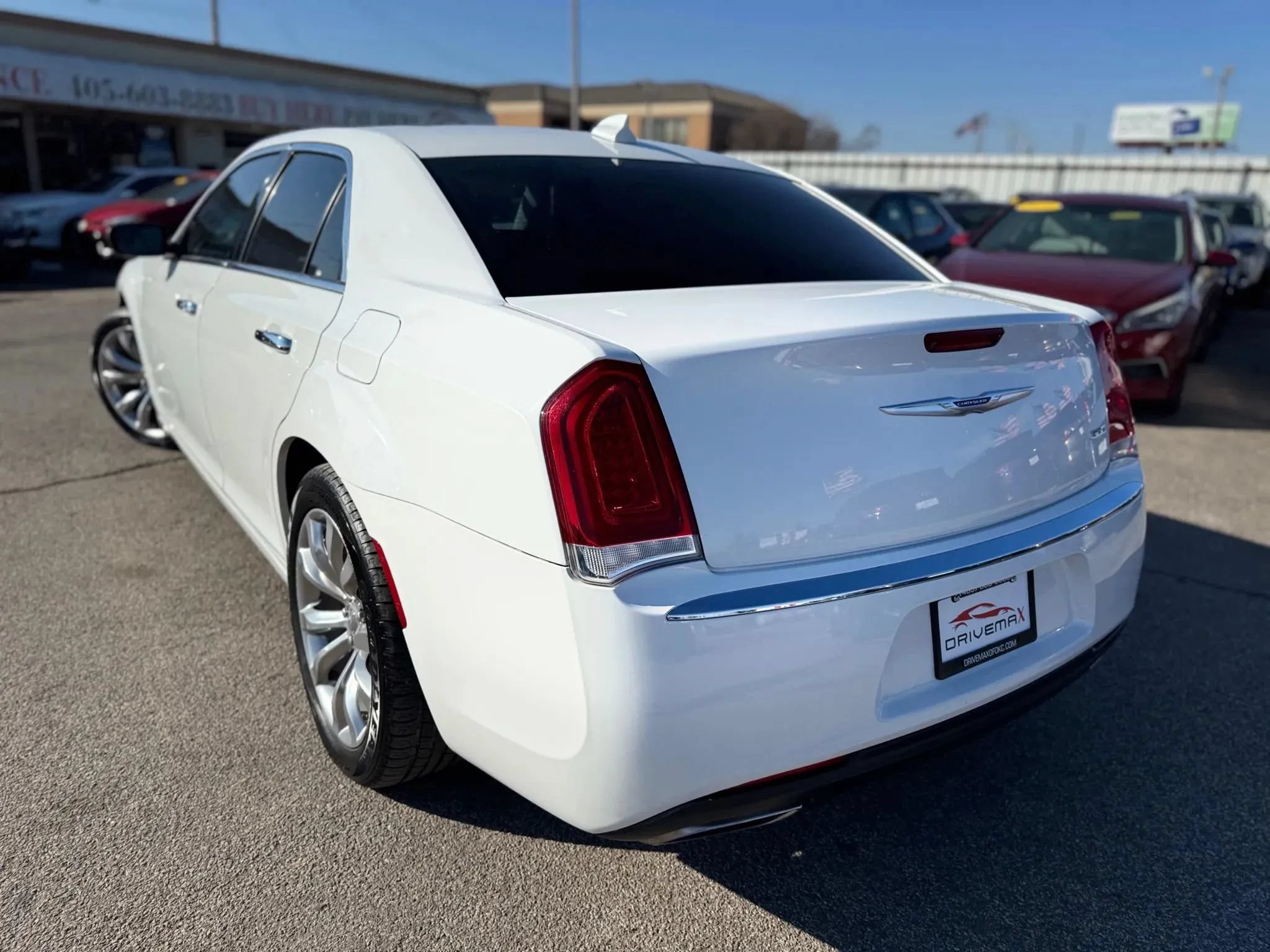 Used 2020 Chrysler 300 Limited RWD image 5
