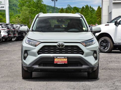 Used 2021 Toyota RAV4 XLE w/ Carpet Mat Package (TMS) AWD/4WD image 8