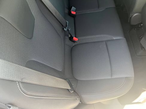 Used 2025 Buick Encore GX Preferred FWD image 38
