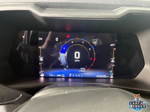Used 2023 Chevrolet Colorado Trail Boss w/ Technology Package AWD/4WD image 19