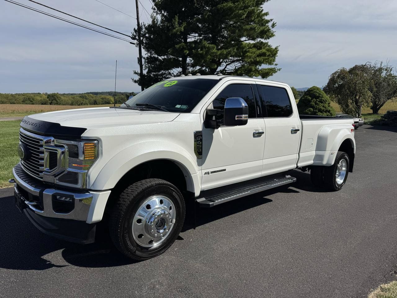 Used 2022 Ford F450 Lariat w/ Lariat Ultimate Package AWD/4WD image 2