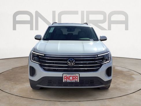 New 2026 Volkswagen Atlas SE FWD image 3