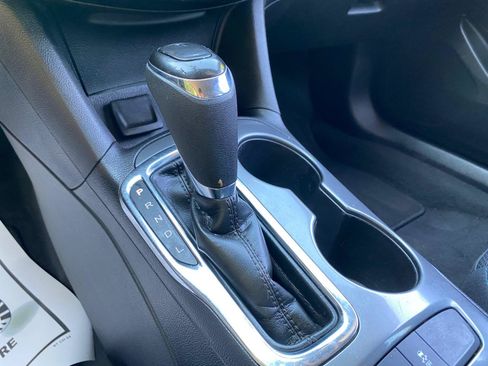 Used 2018 Chevrolet Cruze LT FWD image 52