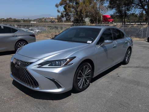 Used 2023 Lexus ES 350 w/ Premium Package FWD image 1