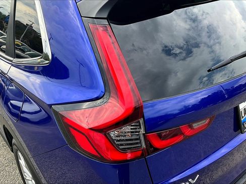 Used 2024 Honda CR-V EX image 32