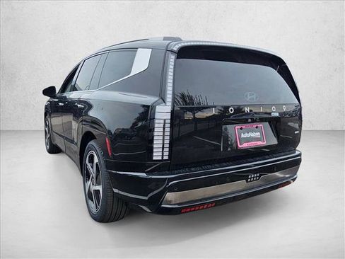 New 2026 Hyundai Ioniq 9 Calligraphy image 9