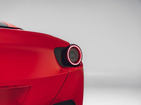 Used 2019 Ferrari Portofino RWD image 23