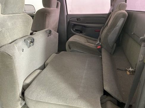 Used 2005 Chevrolet Silverado 2500 LS image 19