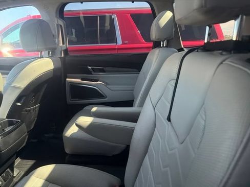 Used 2022 Kia Telluride SX w/ SX Prestige Package AWD/4WD image 7