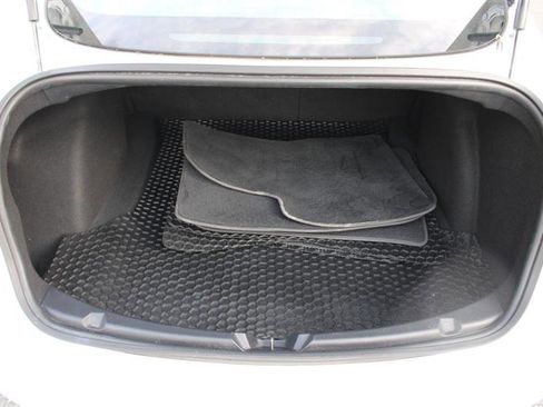 Used 2018 Tesla Model 3 Long Range image 19