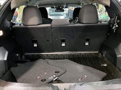 Used 2024 Subaru Impreza 2.0i image 32