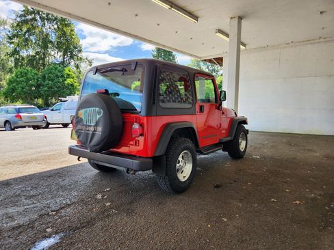 Used 1997 Jeep Wrangler Sport AWD/4WD image 3