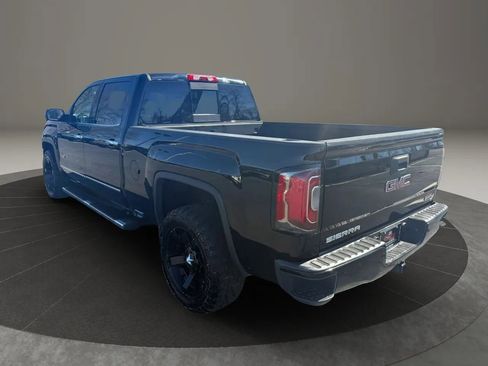 Used 2016 GMC Sierra 1500 SLT w/ All-Terrain Package AWD/4WD image 9