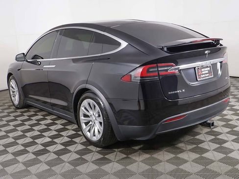 Used 2017 Tesla Model X 100D image 9