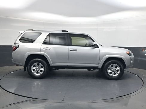 Used 2022 Toyota 4Runner SR5 Premium w/ Moonroof Package RWD image 3