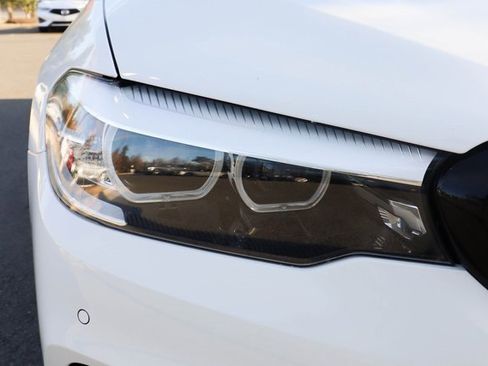 Used 2020 BMW 530i xDrive 530i xDrive w/ Convenience Package image 17