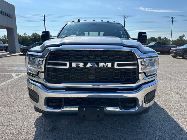 Used 2024 RAM 3500 Tradesman w/ Chrome Appearance Group AWD/4WD image 2