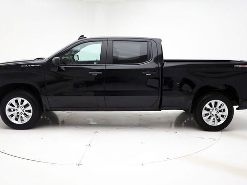 Used 2024 Chevrolet Silverado 1500 Custom AWD/4WD image 5