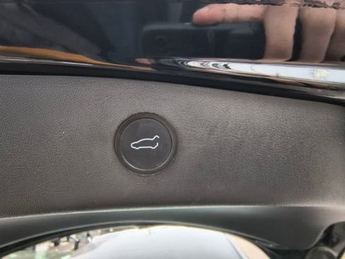 Used 2021 Tesla Model 3 Performance image 4