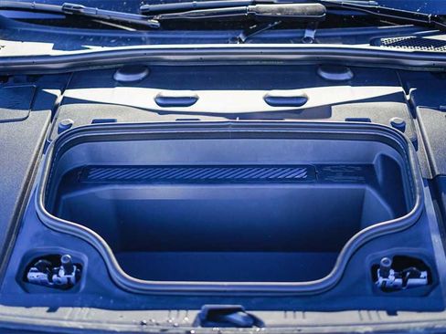 New 2025 Audi A6 e-tron Premium image 28