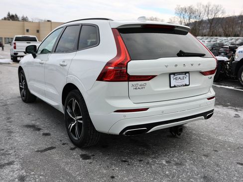Used 2021 Volvo XC60 T6 R-Design image 5