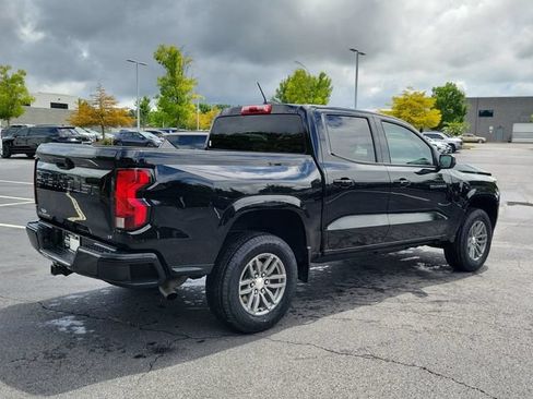 Used 2023 Chevrolet Colorado LT RWD image 4