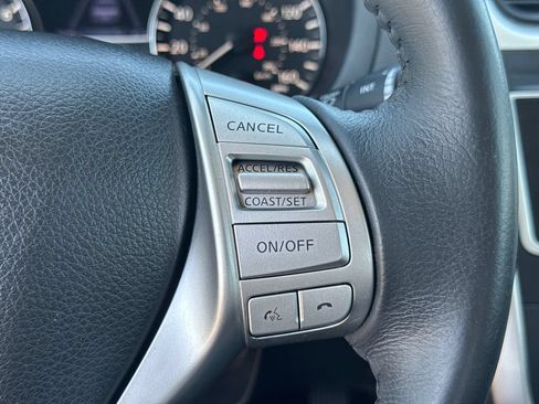 Used 2017 Nissan Altima 2.5 SV FWD image 27
