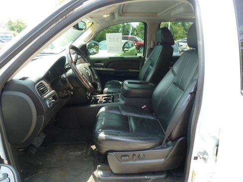 Used 2007 GMC Yukon Denali AWD/4WD image 22