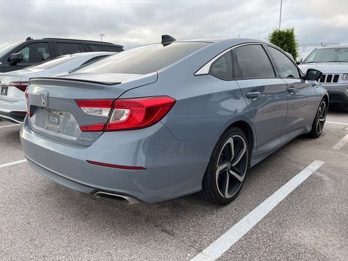 Used 2022 Honda Accord Sport image 3