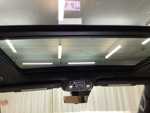 New 2026 Jeep Grand Wagoneer Summit AWD/4WD image 25