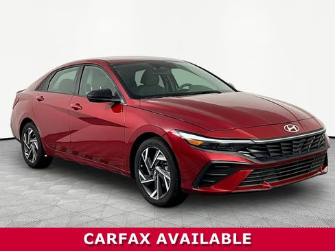 Used 2025 Hyundai Elantra Sport w/ Cargo Package FWD image 3