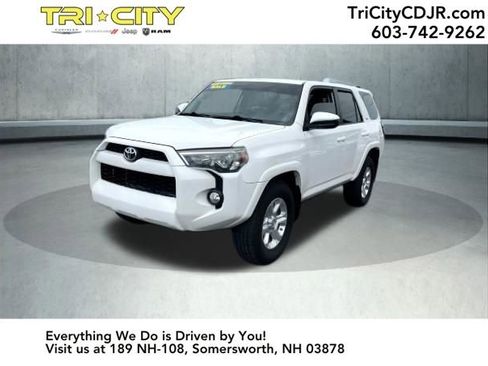 Used 2016 Toyota 4Runner SR5 w/ Four Season Floor Mat Package image 1