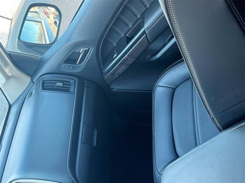 Used 2021 GMC Canyon Denali image 23