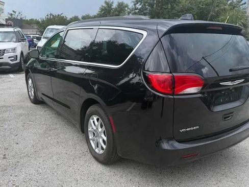 Used 2020 Chrysler Voyager Lxi FWD image 19