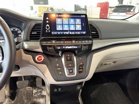 Used 2025 Honda Odyssey EX-L image 7