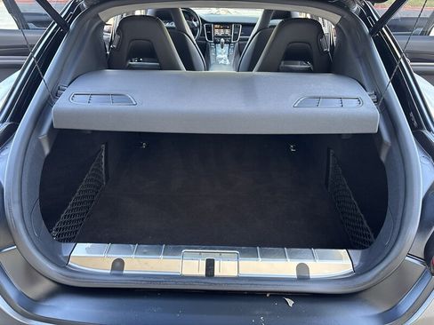 Used 2014 Porsche Panamera 4 AWD/4WD image 32