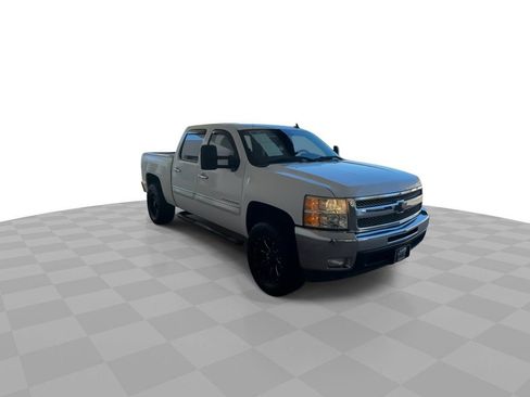 Used 2013 Chevrolet Silverado 1500 LT image 2