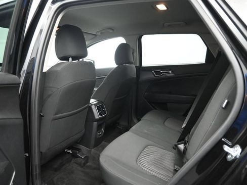 Used 2026 Kia Sportage LX AWD/4WD image 25