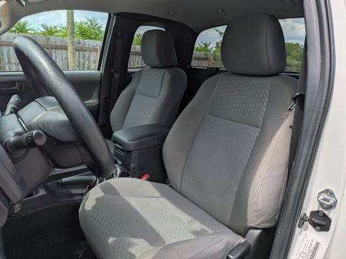 Used 2023 Toyota Tacoma SR RWD image 12