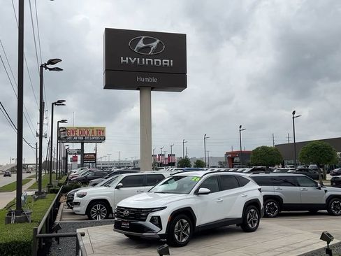 Used 2026 Hyundai Tucson SEL FWD image 42