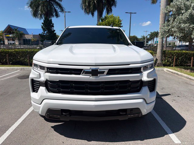 Used 2024 Chevrolet Silverado 1500 RST RWD image 2