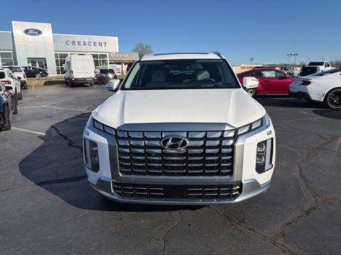 Used 2025 Hyundai Palisade Calligraphy image 2