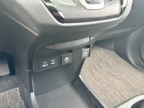 Used 2025 Honda Odyssey Elite image 19