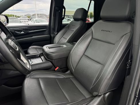 Used 2023 GMC Yukon Denali w/ Max Trailering Package image 25