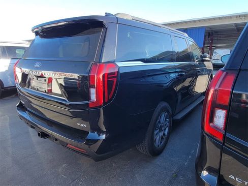 Used 2025 Ford Expedition Max Active image 8