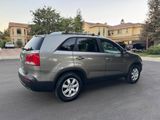 Used 2013 Kia Sorento LX w/ Convenience Pkg image 4