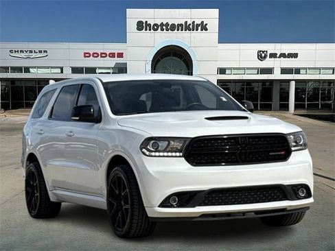 Used 2018 Dodge Durango GT image 1