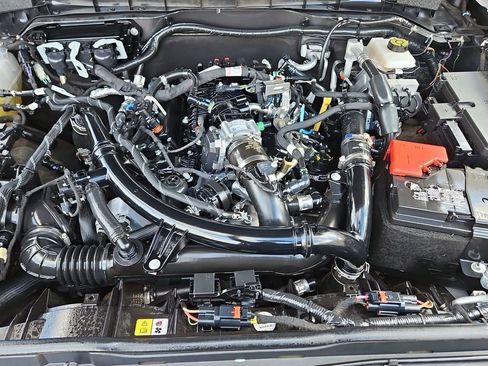 Used 2023 Ford Bronco Wildtrak image 21