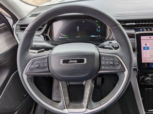 Used 2022 Jeep Grand Cherokee Limited 4xe AWD/4WD image 18