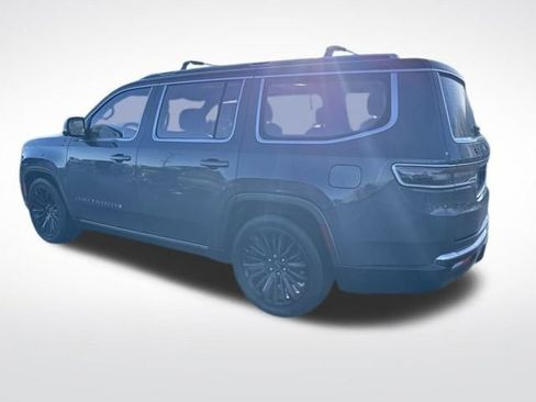 Used 2022 Jeep Grand Wagoneer Series III image 30